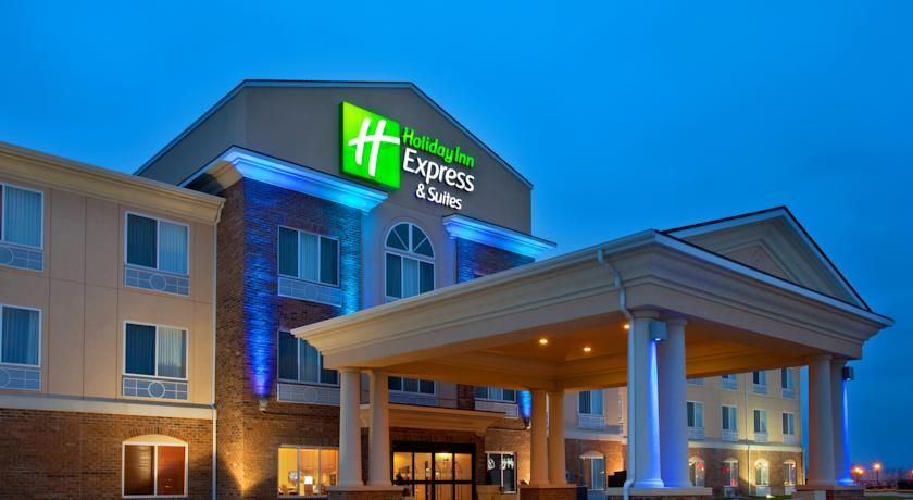 Отель Holiday Inn Express & Suites Mattoon