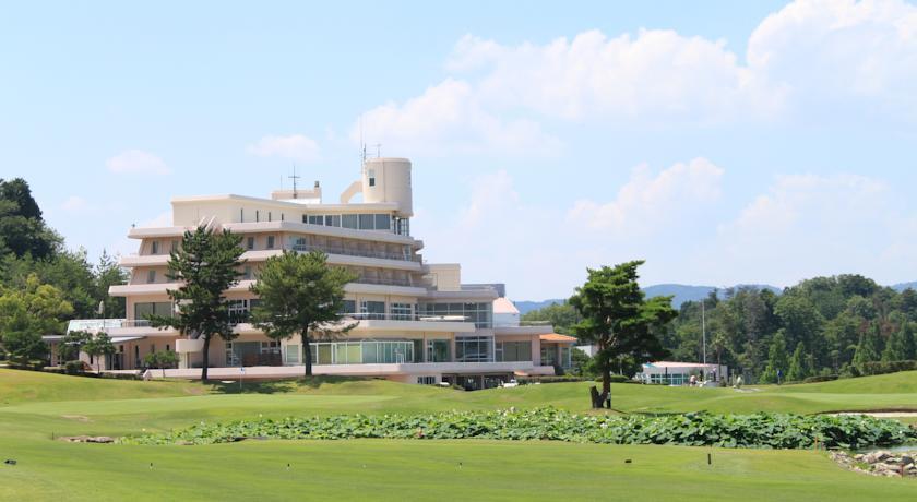 Отель Lake Forest Resort