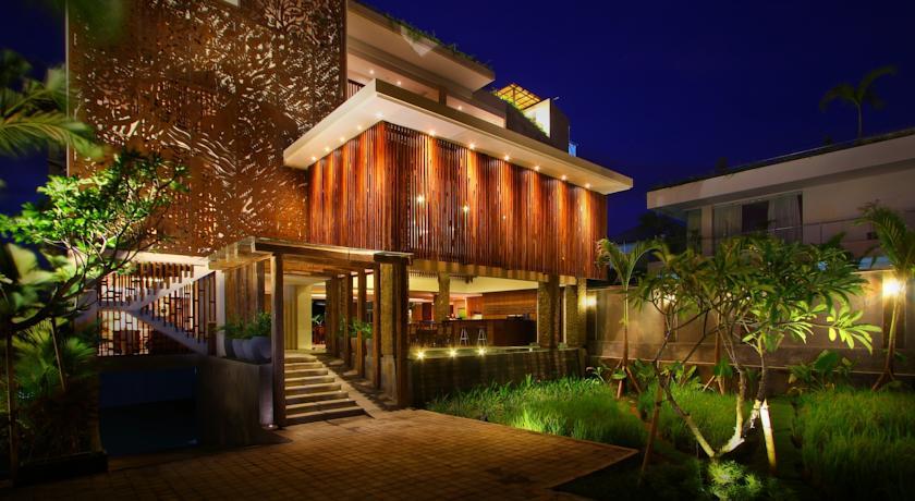 Отель The Kirana Hotel Resto & Spa