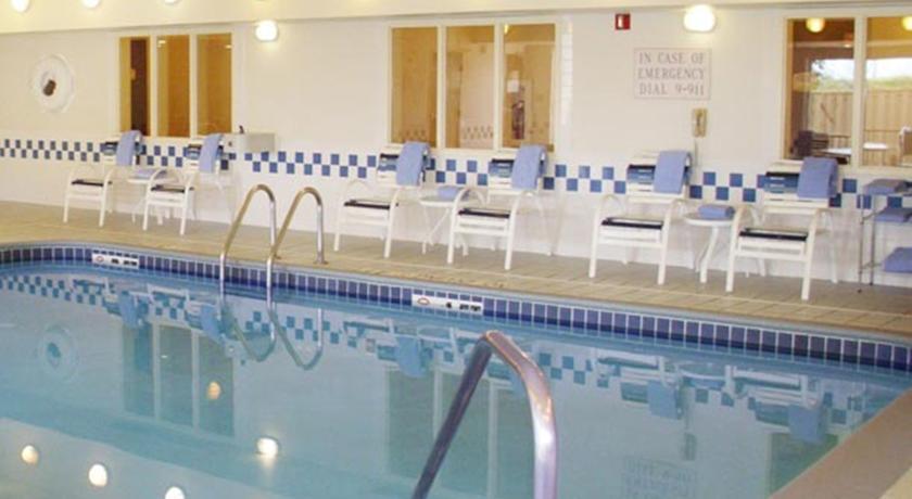 Отель Fairfield Inn by Marriott Tracy