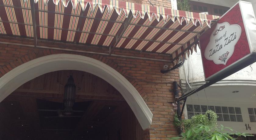 Отель House of Zaza Zizi