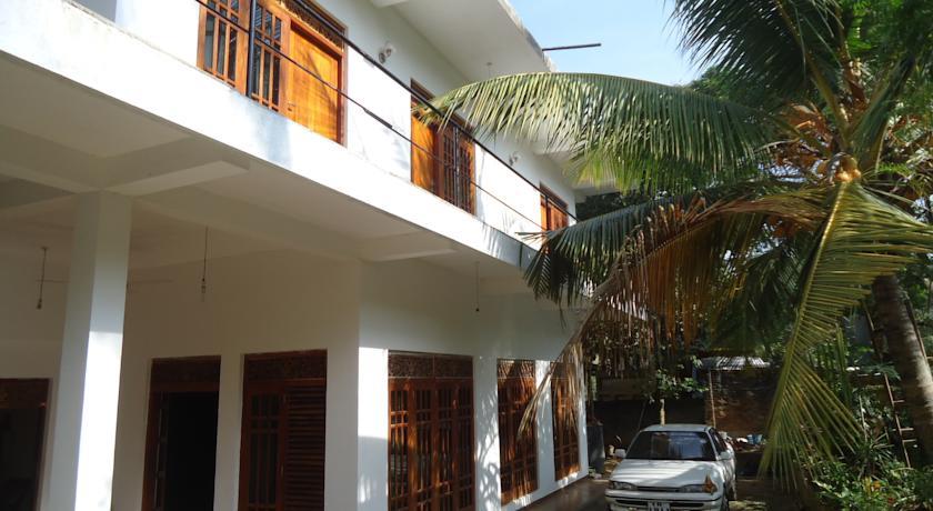 Гостевой дом Pinnawala Guest House, Green Adventure Sri Lanka 22