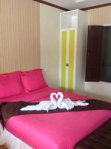 Отель Khaolom Resort