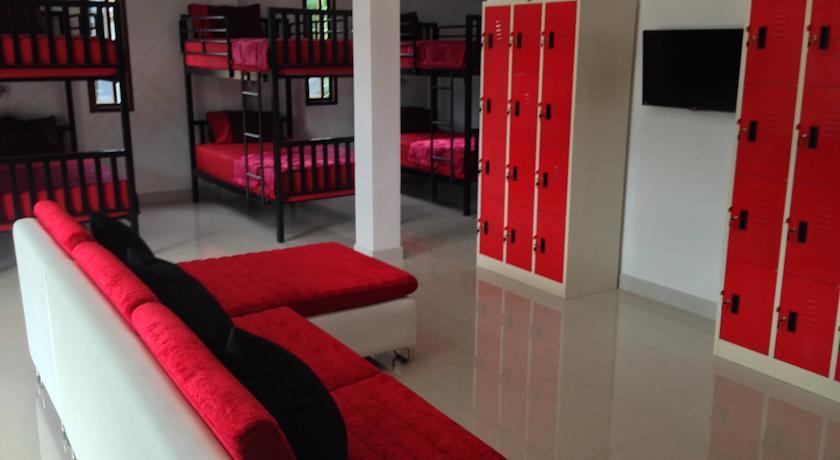 Хостел Samui Backpacker Hotel