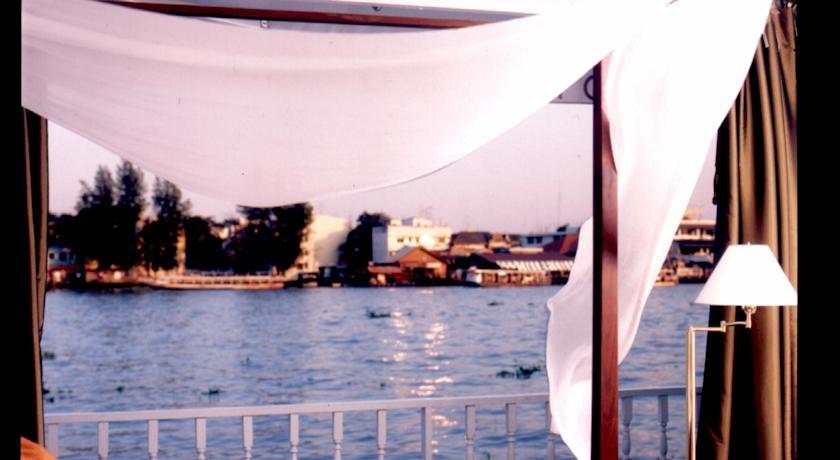 Ibrik Resort by the river