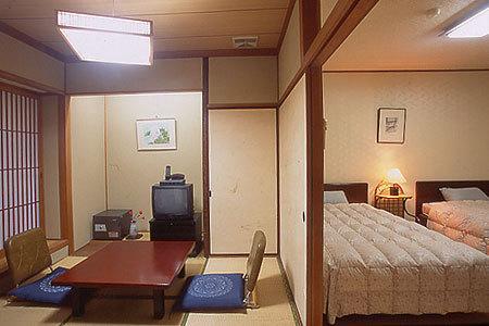 Отель Yumoto Kanko Hotel Saikyo