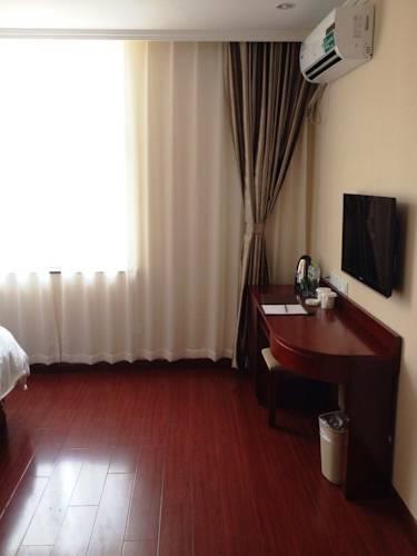 Greentree Inn Qingdao Railway Station Square Express Hotel