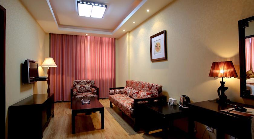 Отель Huaxi Fishing Port Hotel