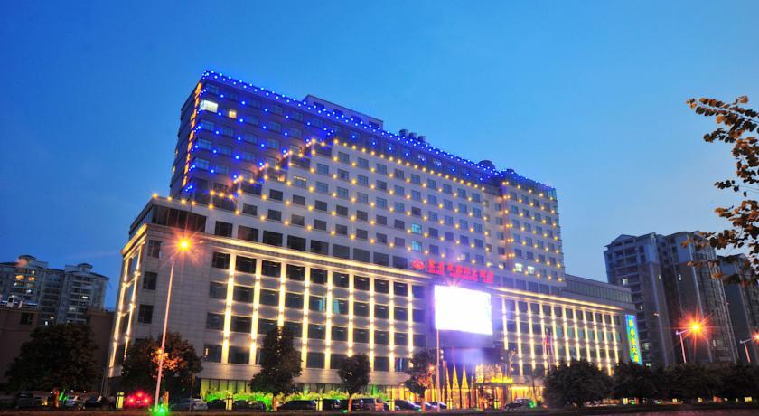 Отель Jollies International Hotel