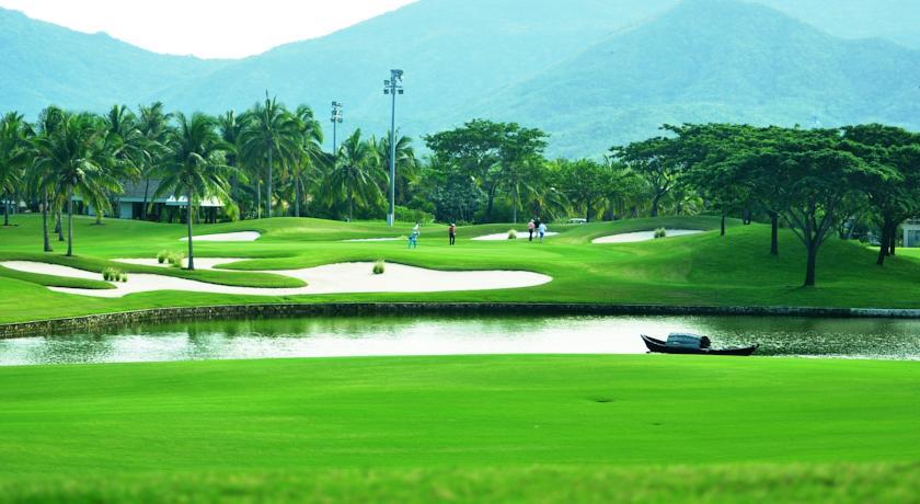 Yalong Bay Golf Club