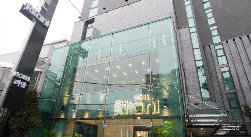 Rian Hotel
