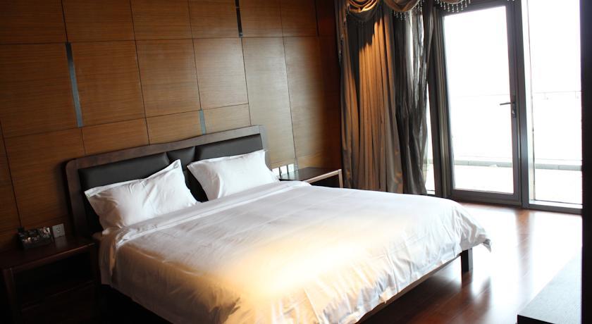Отель Qingdao Junyi Hotel