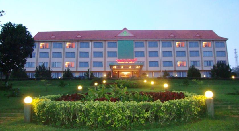 Отель Mondulkiri Hotel