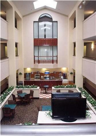 Отель Holiday Inn Express Trussville