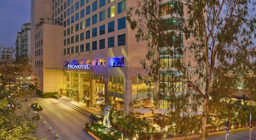 Отель Novotel Ahmedabad