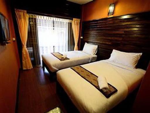 Отель Baanfai Guesthouse