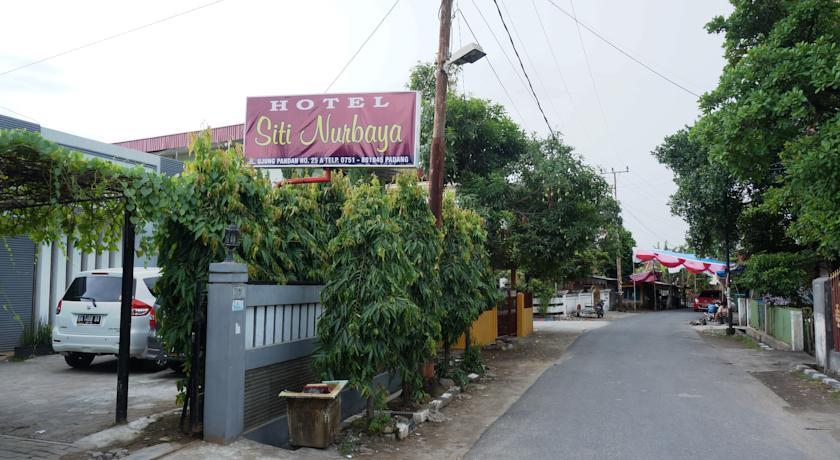 Отель Hotel Siti Nurbaya