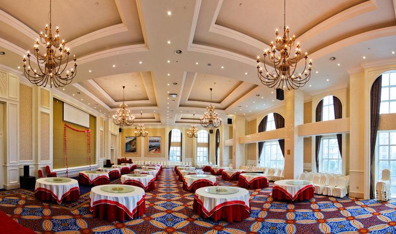 Отель Blue Sky Hotel Yantai