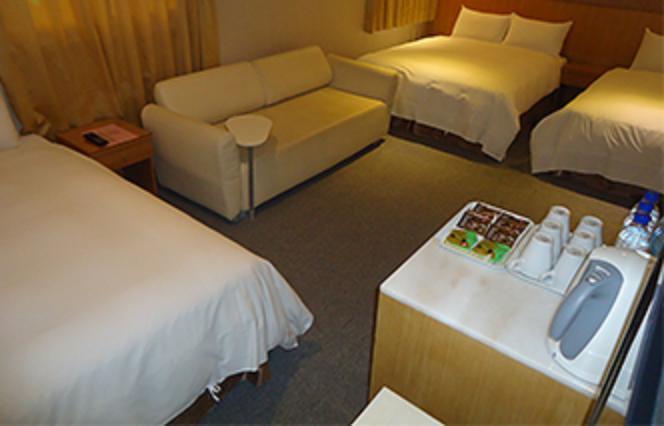 Mango Hotel