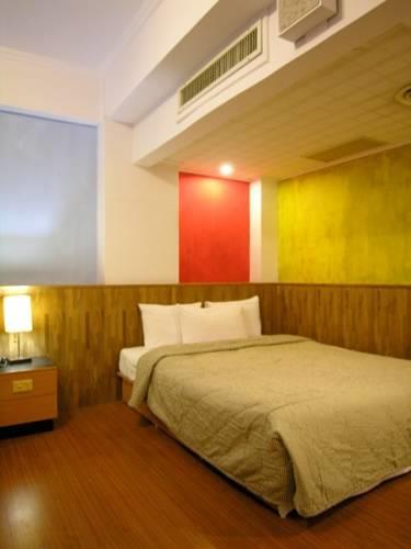 Отель Shi Fwu Hotel