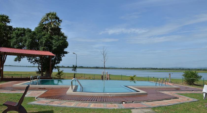 Отель Hotel Lake Park