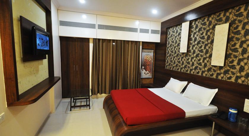 Отель SAISHRI HOTELS