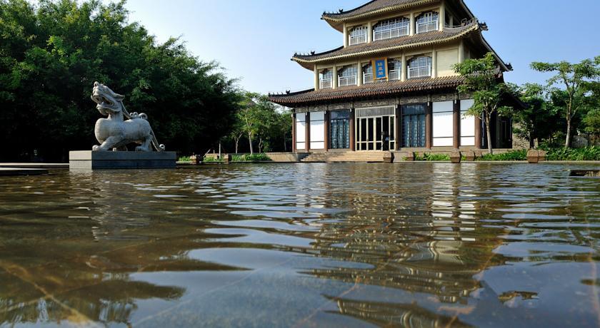 Отель Eadry Royal Garden Hotel Haikou