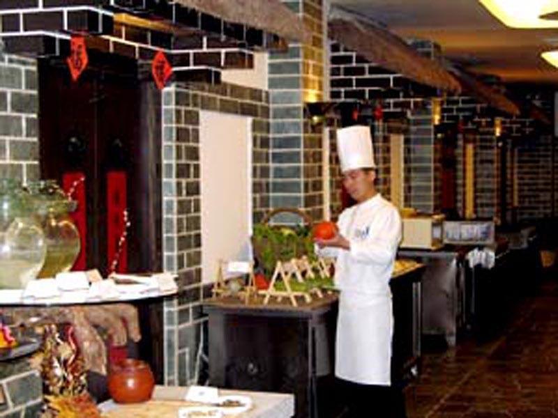 Отель Heqing Hotel Weihai