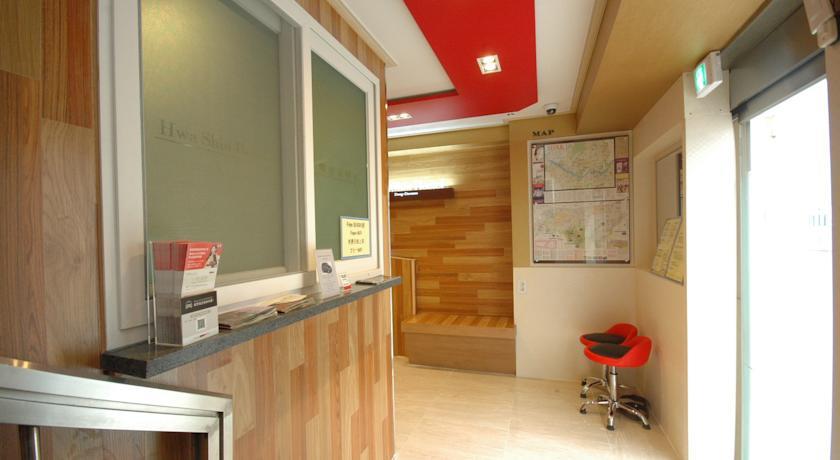 Dongdaemun Hwasin Hostel