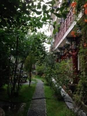 Отель Jim's Tibetan Hotel