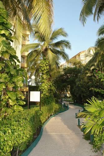 Отель Fontan Ixtapa