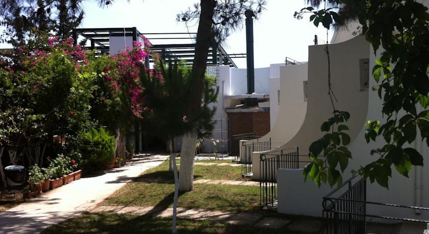 Отель Kardesler Motel