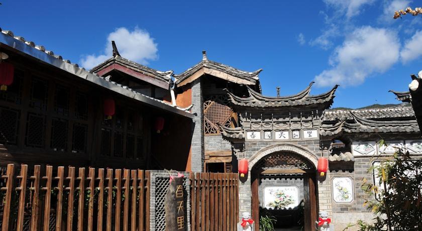 Отель Lijiang Shuhe Ancient Town In Spring