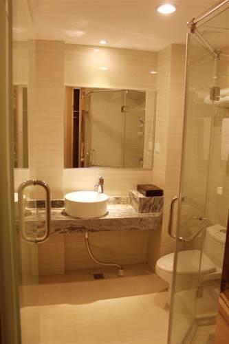 Отель Yiwu Ruifeng Hotel