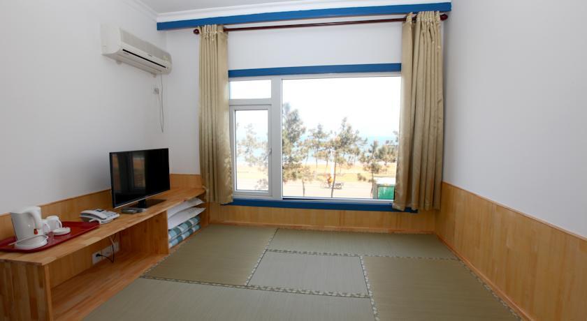 Хостел Rivedroite International Youth Hostel