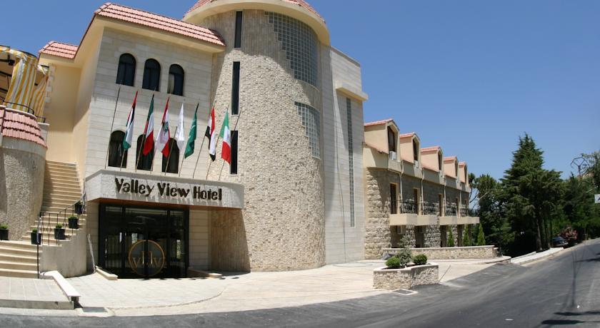 Отель Valley View Hotel - Hammana