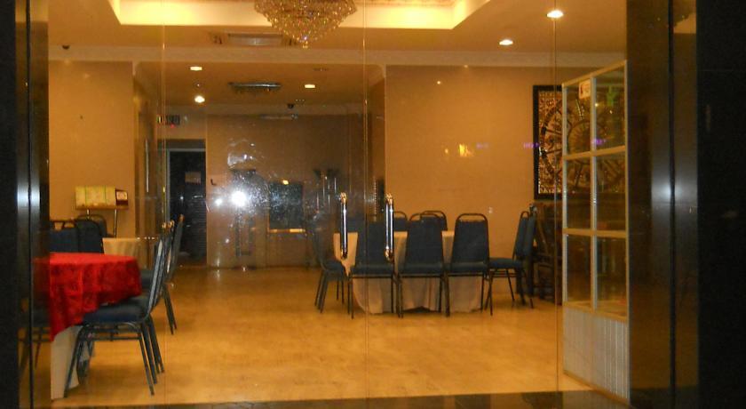 Отель De Choice Hotel