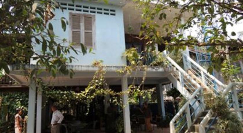 Отель Bonnivoit Garden Homestay & Restaurant