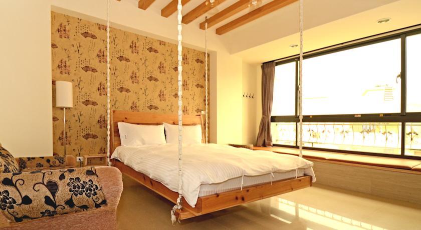 Отель Nantou JiJi Station Haiyue Homestay B&B