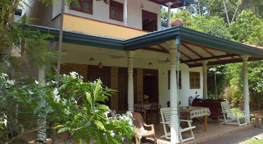 Мини-отель Kadolana Guest House