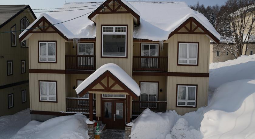 Апартаменты Niseko Alpine Apartments