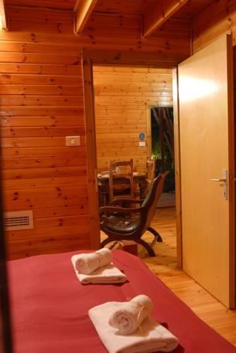 Апартаменты Cabin Resort