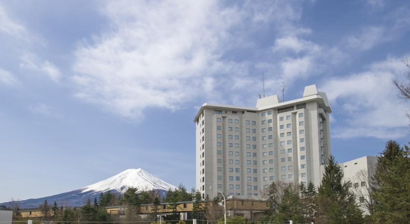 Отель Highland Resort Hotel & Spa