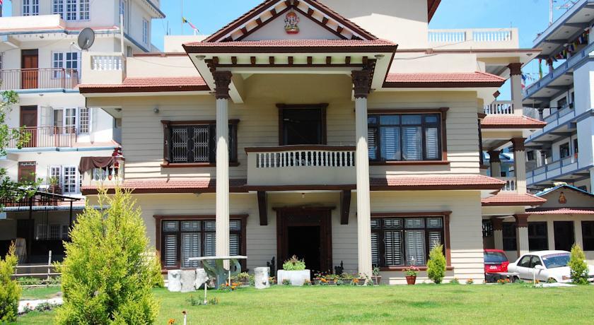 Dipankara Holiday Home