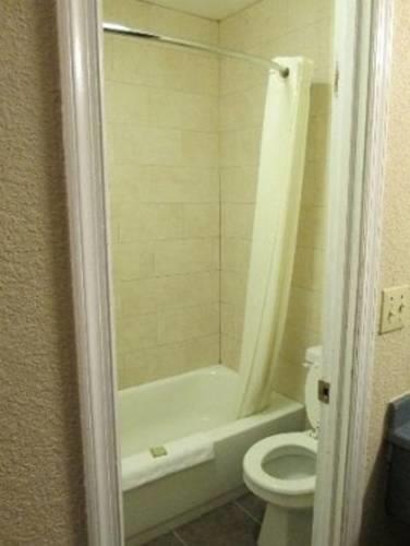 Отель Super 8 Watertown/Cambridge/Boston Area