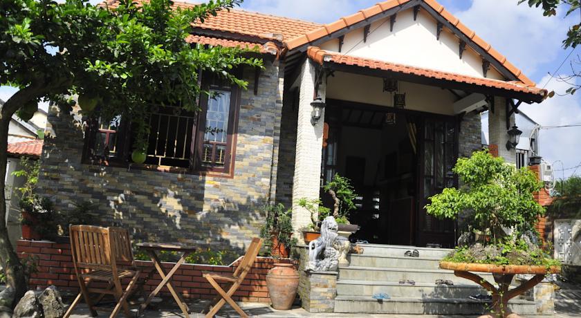 Bonsai Homestay
