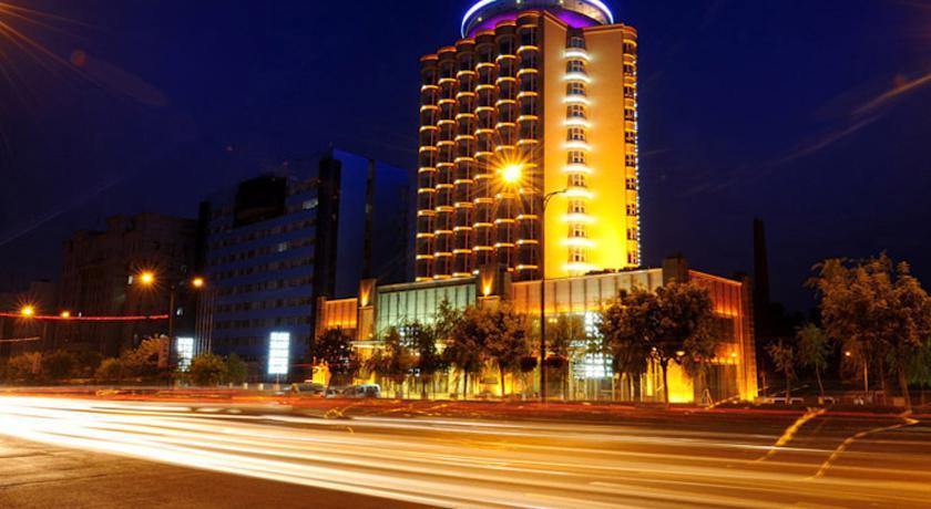 Отель Changchun Ramada Hotel