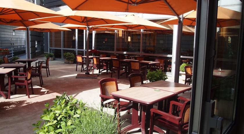 Отель Ibis Besancon La City