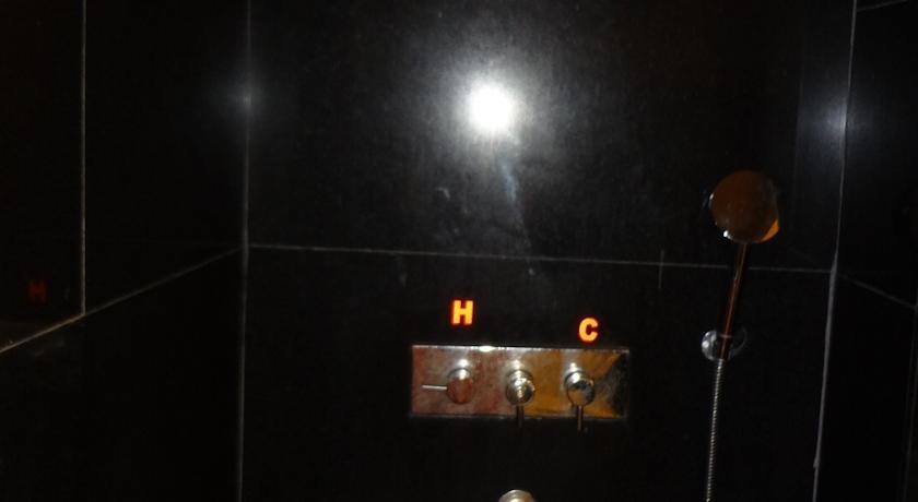 Отель Hotel Victoria