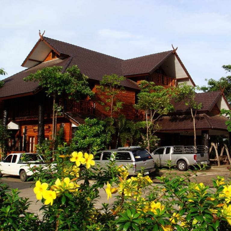 Отель Baansuan Resort